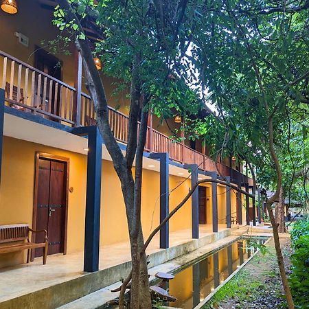 Pinthaliya Resort Сигирия Экстерьер фото