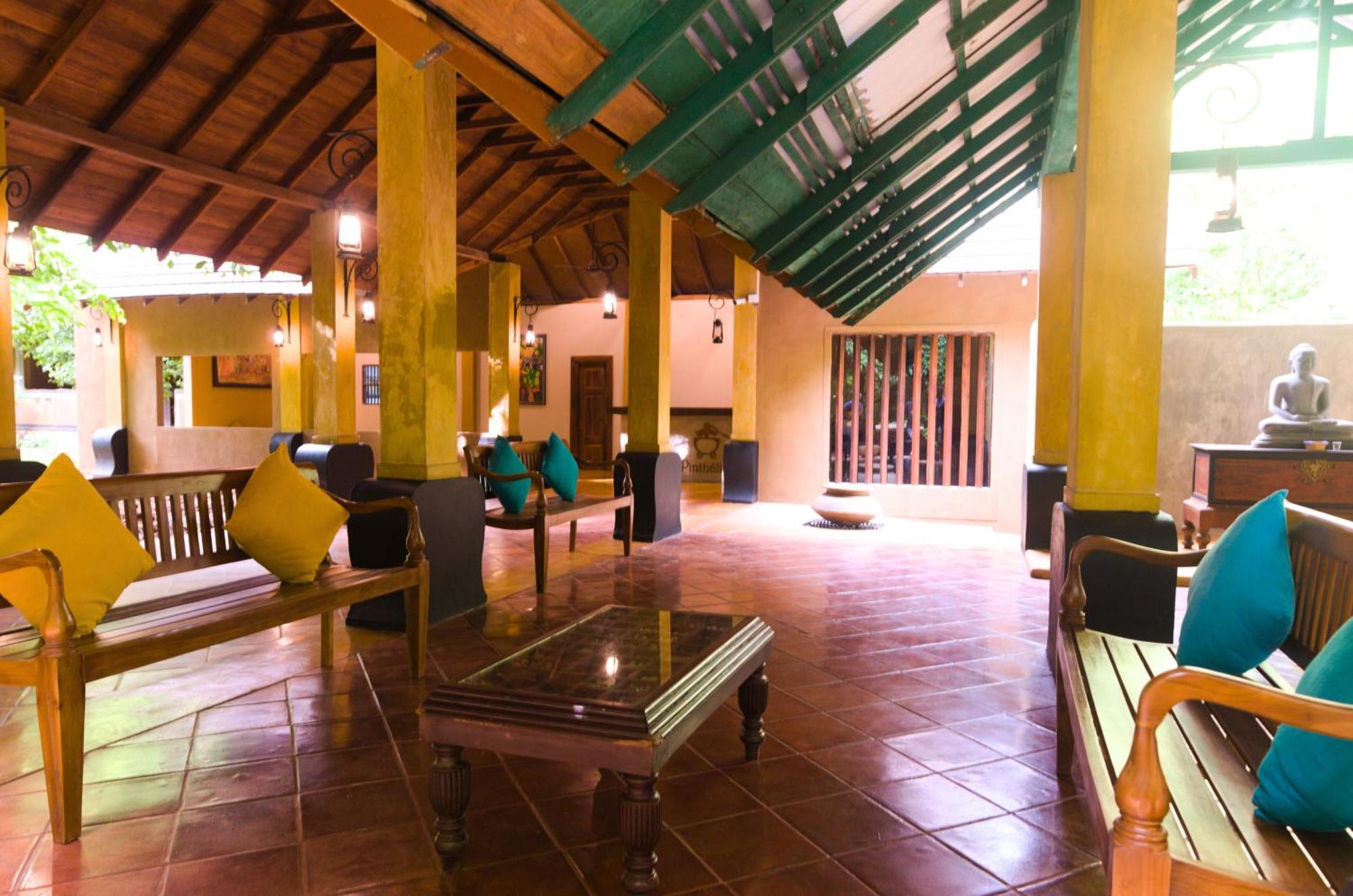 Pinthaliya Resort Сигирия Экстерьер фото