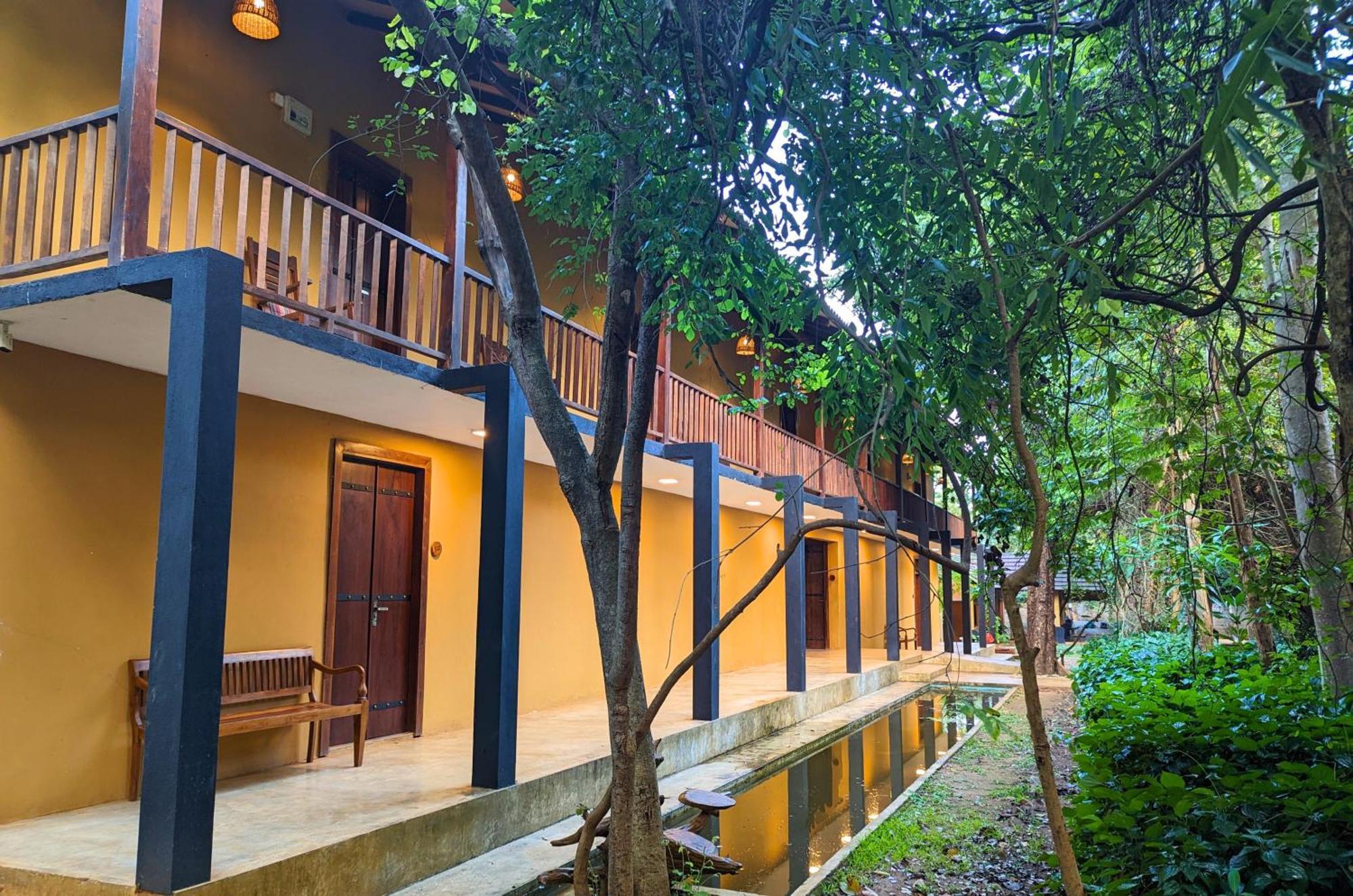 Pinthaliya Resort Сигирия Экстерьер фото