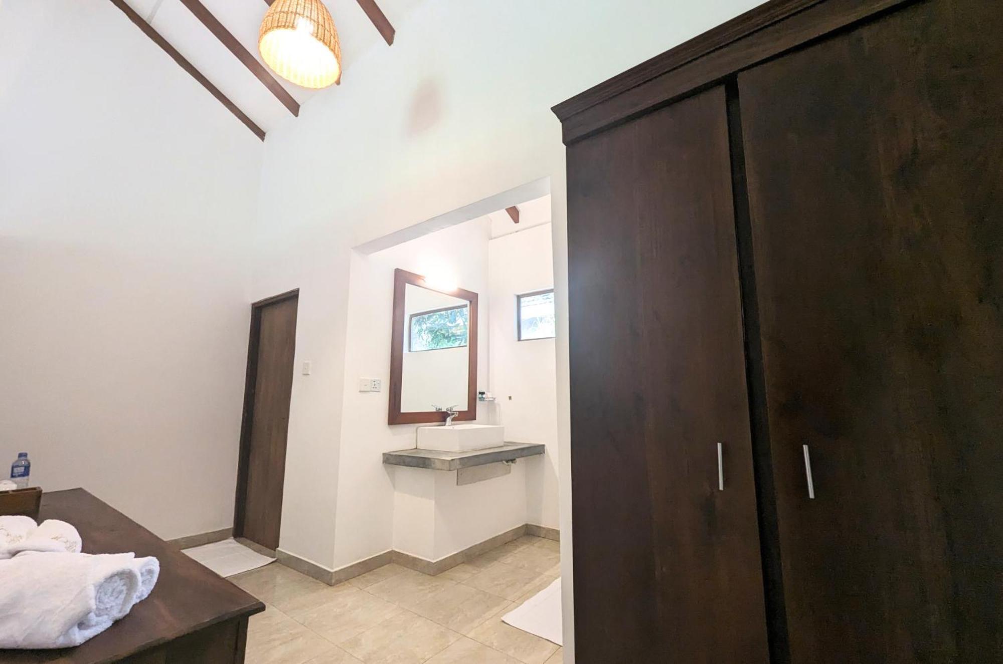 Pinthaliya Resort Сигирия Экстерьер фото