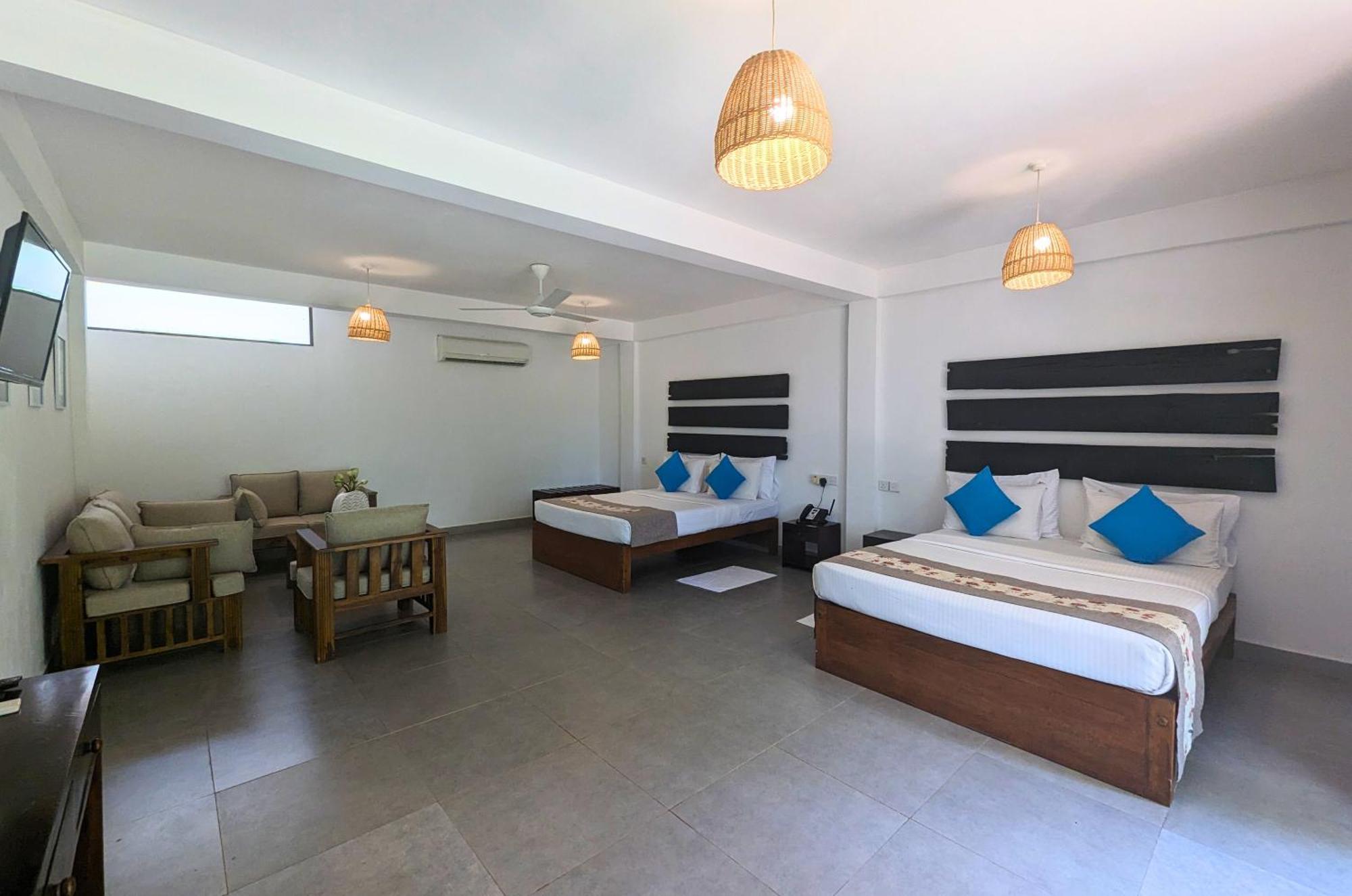 Pinthaliya Resort Сигирия Экстерьер фото