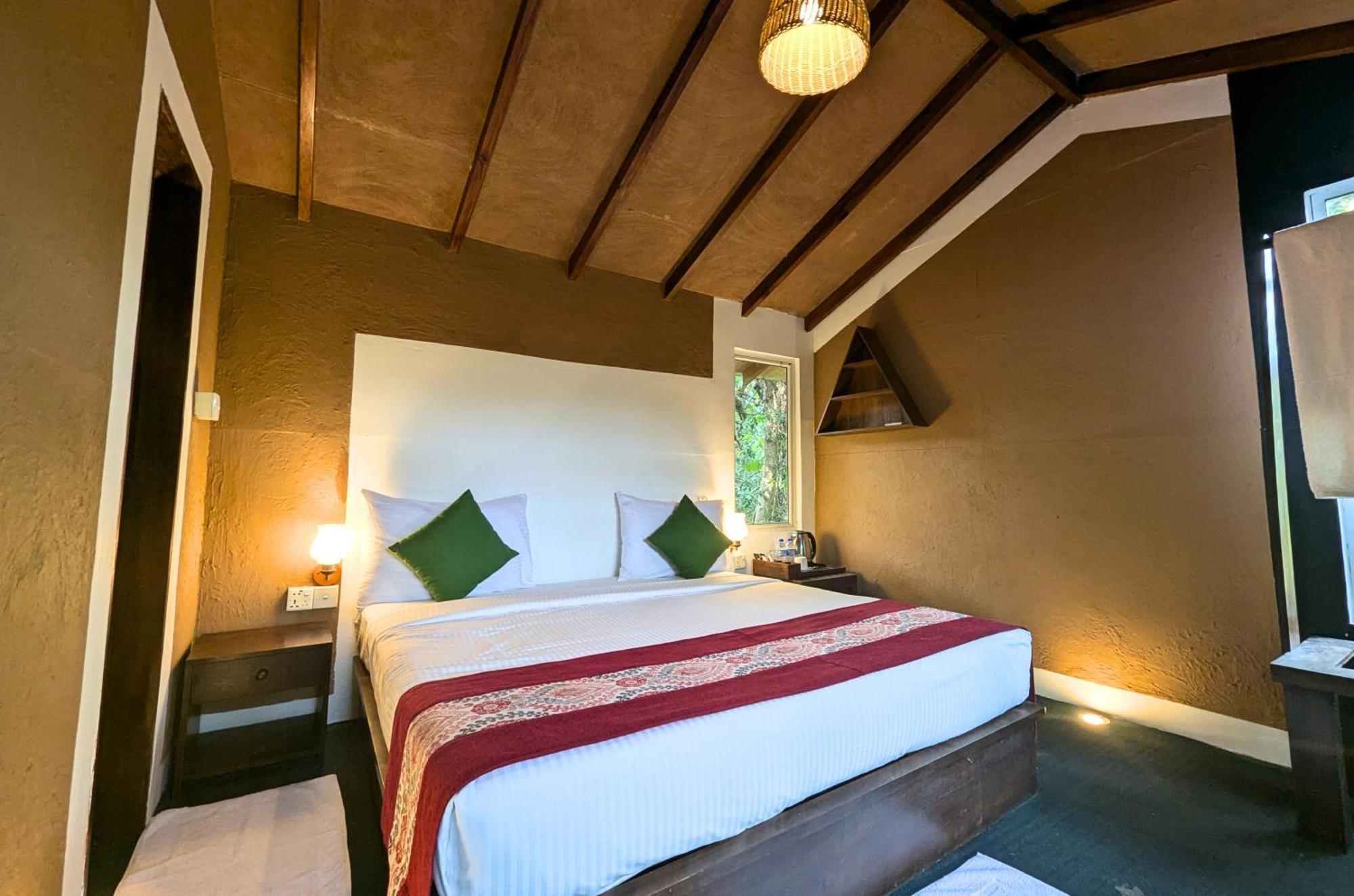 Pinthaliya Resort Сигирия Экстерьер фото