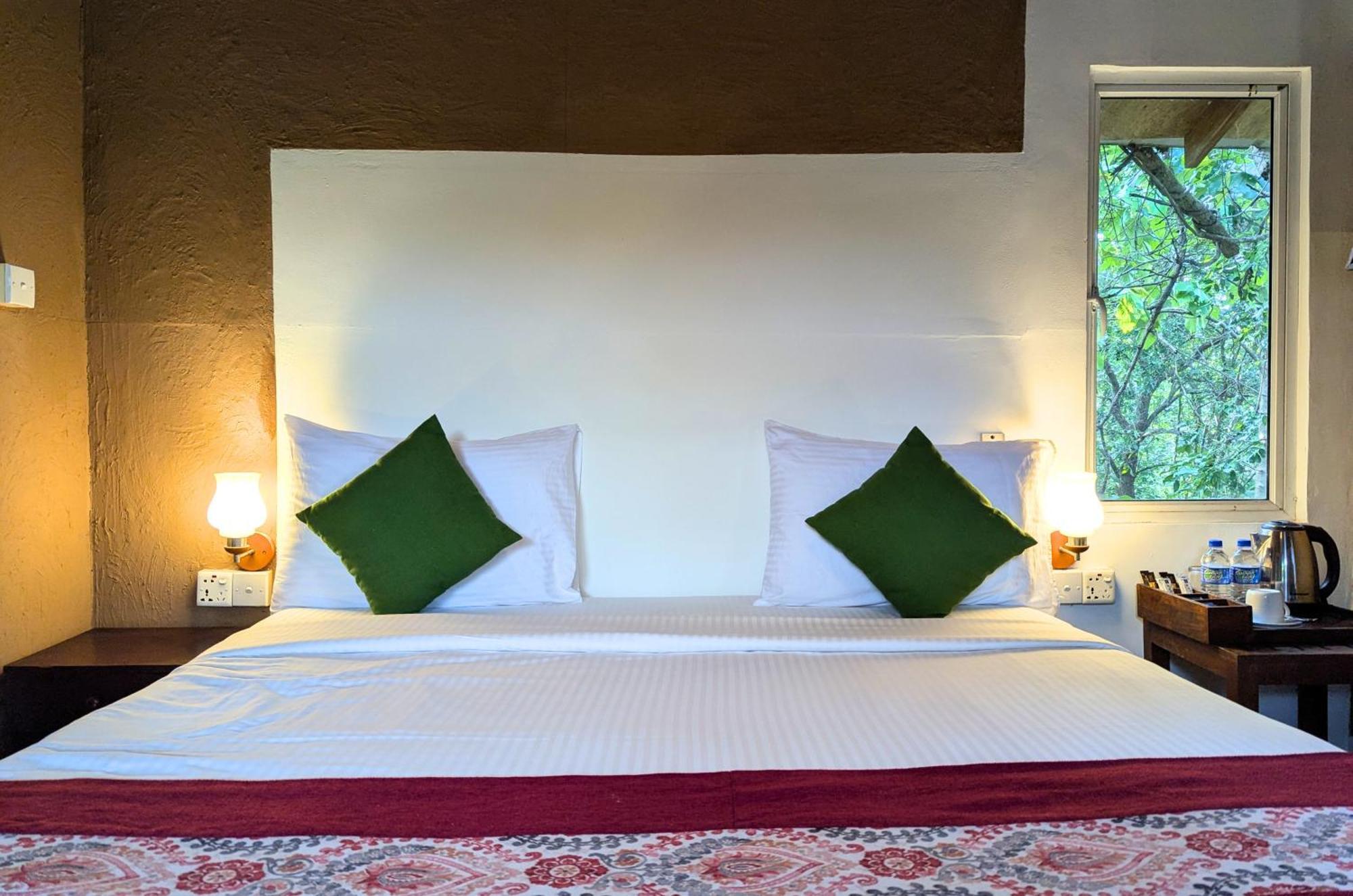 Pinthaliya Resort Сигирия Экстерьер фото